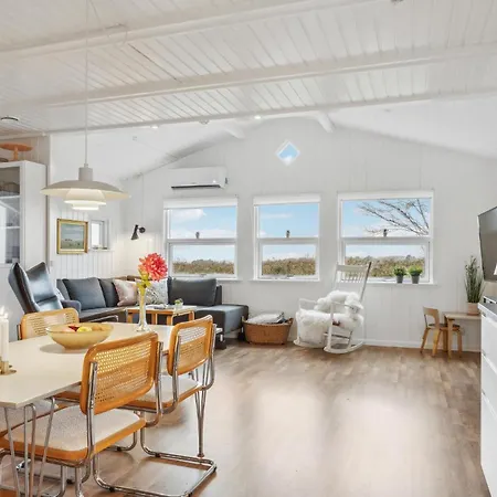 Stunning Home In Humble With Wifi Hébergement de vacances *